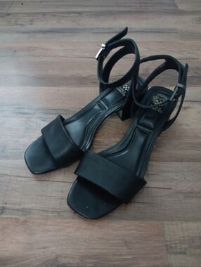 Vince Camuto Black Ankle-Strap Block Heel Sandals